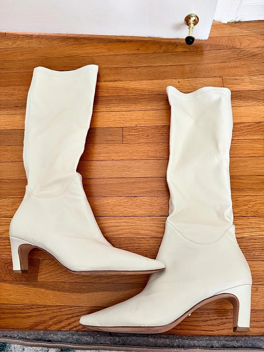 Raye Pointed kitten heel tall Boots in White US 8.5